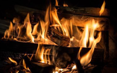 What Are the Advantages of a Wood Burning Fireplace?