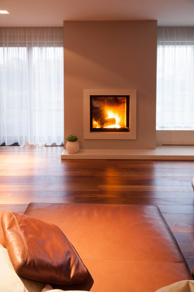 12 Ideas on How to Make Your Fireplace a Stunning Focal Point