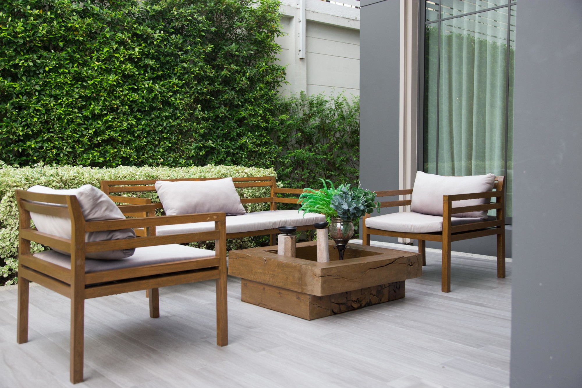 outdoor living spaces