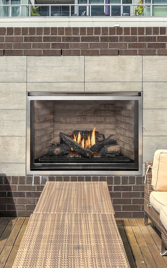 H38VO Outdoor Fireplace