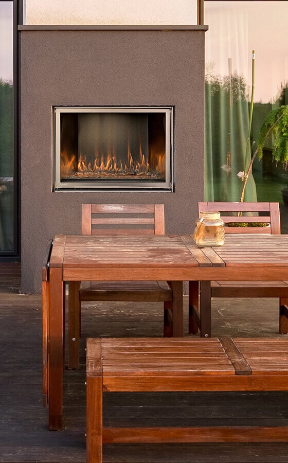 HL38VO Outdoor Gas Fireplace