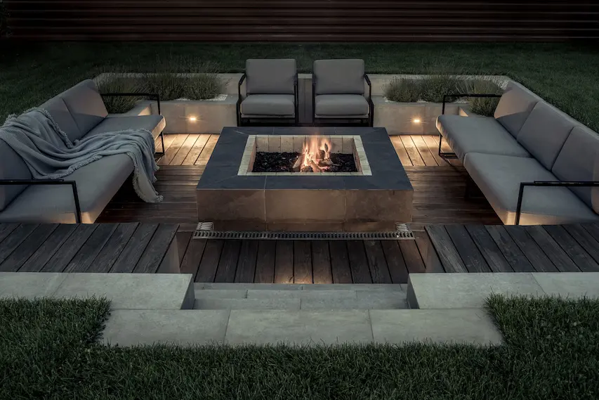 Dreifuss Outdoor Fire Table